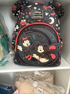 Loungefly Disney Halloween Minnie & Mickey Glow in Dark Mini Backpack